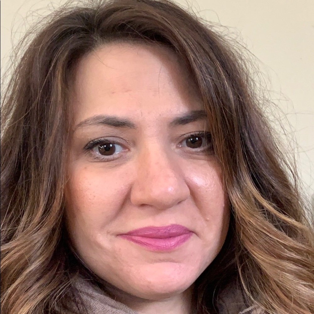 Meet your Posher, Jennifer